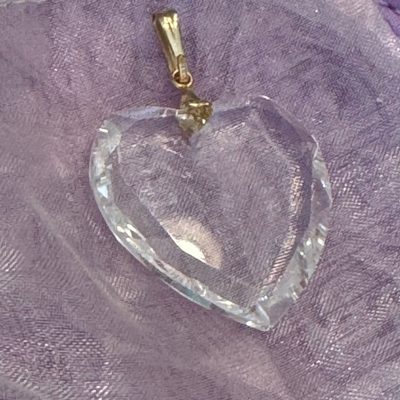 Swarovski crystal heart pendant w/ 14K gold bails - Picture 3 of 6